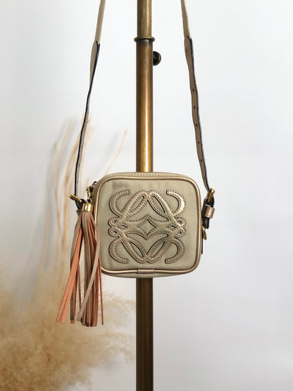 LOEWE Anagram Small Shoulder bag Beige Vintage meahck