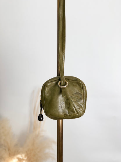 LOEWE Anagram Shoulder bag Khaki Vintage 3fvsx5