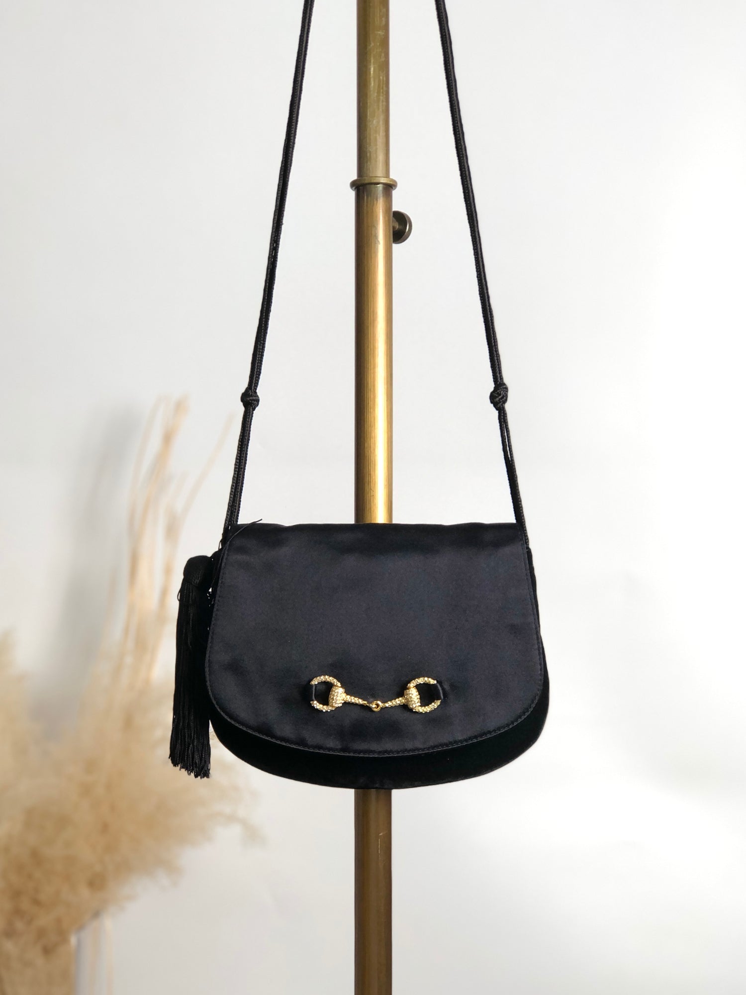 バッグ OLD GUCCI LOGO LEATHER SHOULDER BAG Vintage Gucci Logo Bag - Etsy