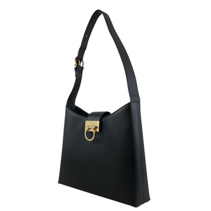 Salvatore Ferragamo Gancini Shoulder bag Black Vintage kz7n2r