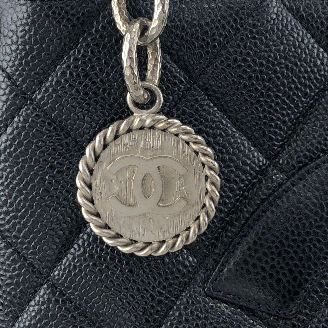 CHANEL Coco Mark Caviar Leather Handbag Black Vintage c6sifv
