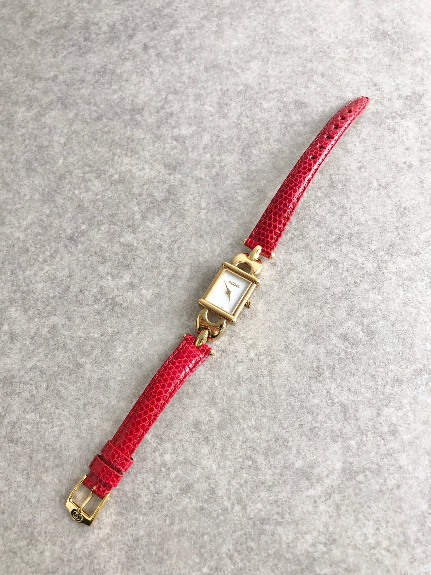 GUCCI Quartz Watch Gold 1800L Vintage c8zruy