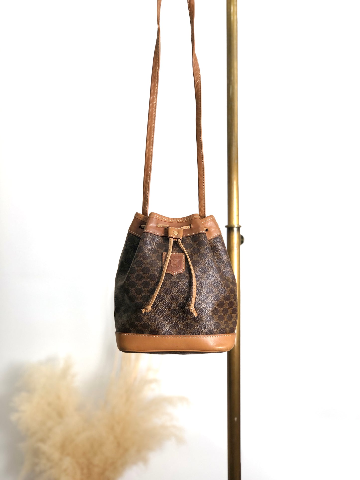 CELINE Macadam Blason Drawstring Shoulder bag Brown Vintage wt5bvk