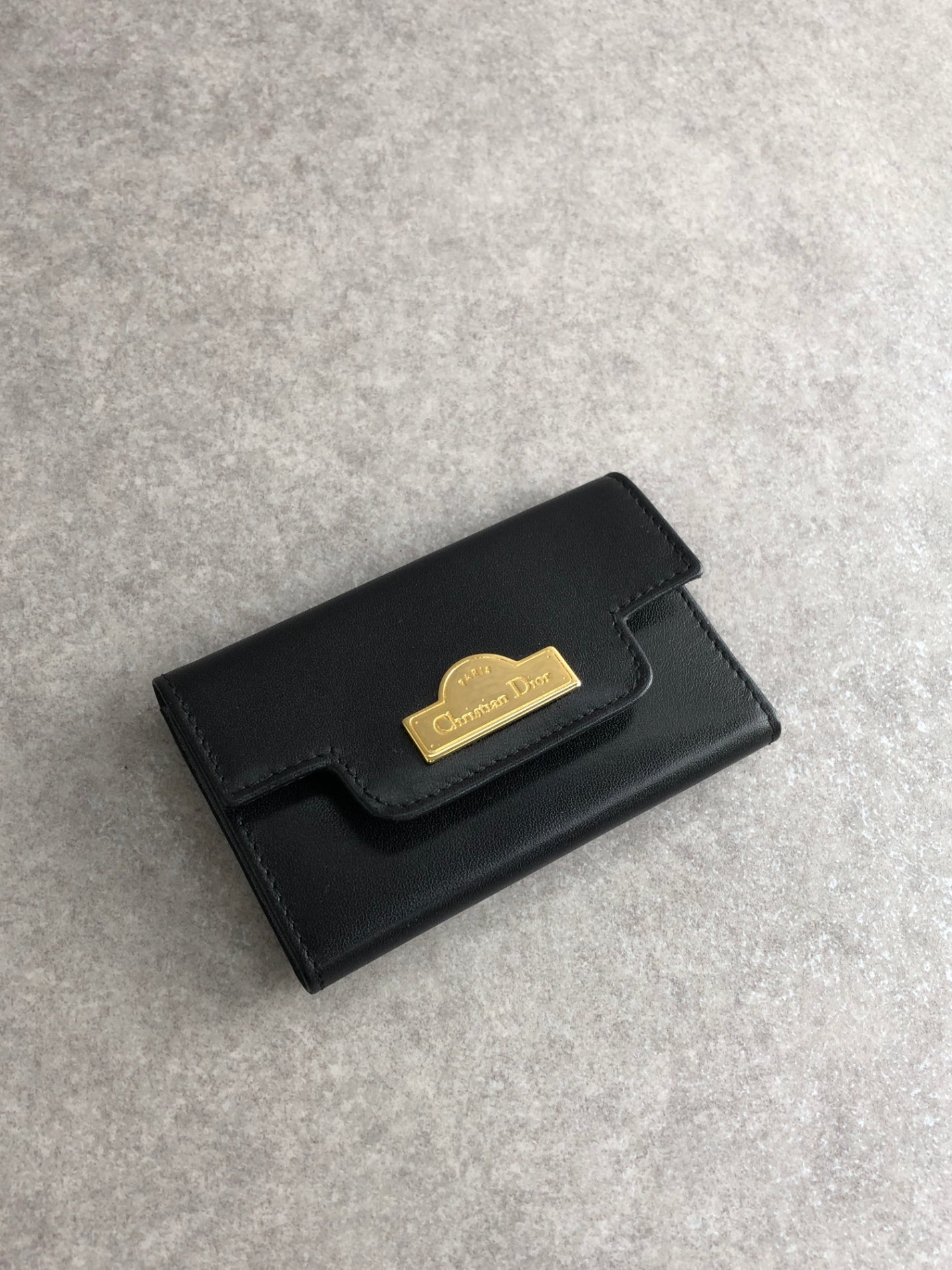 Vintageshop solo - The best shop in Old CELINE and High brand bags