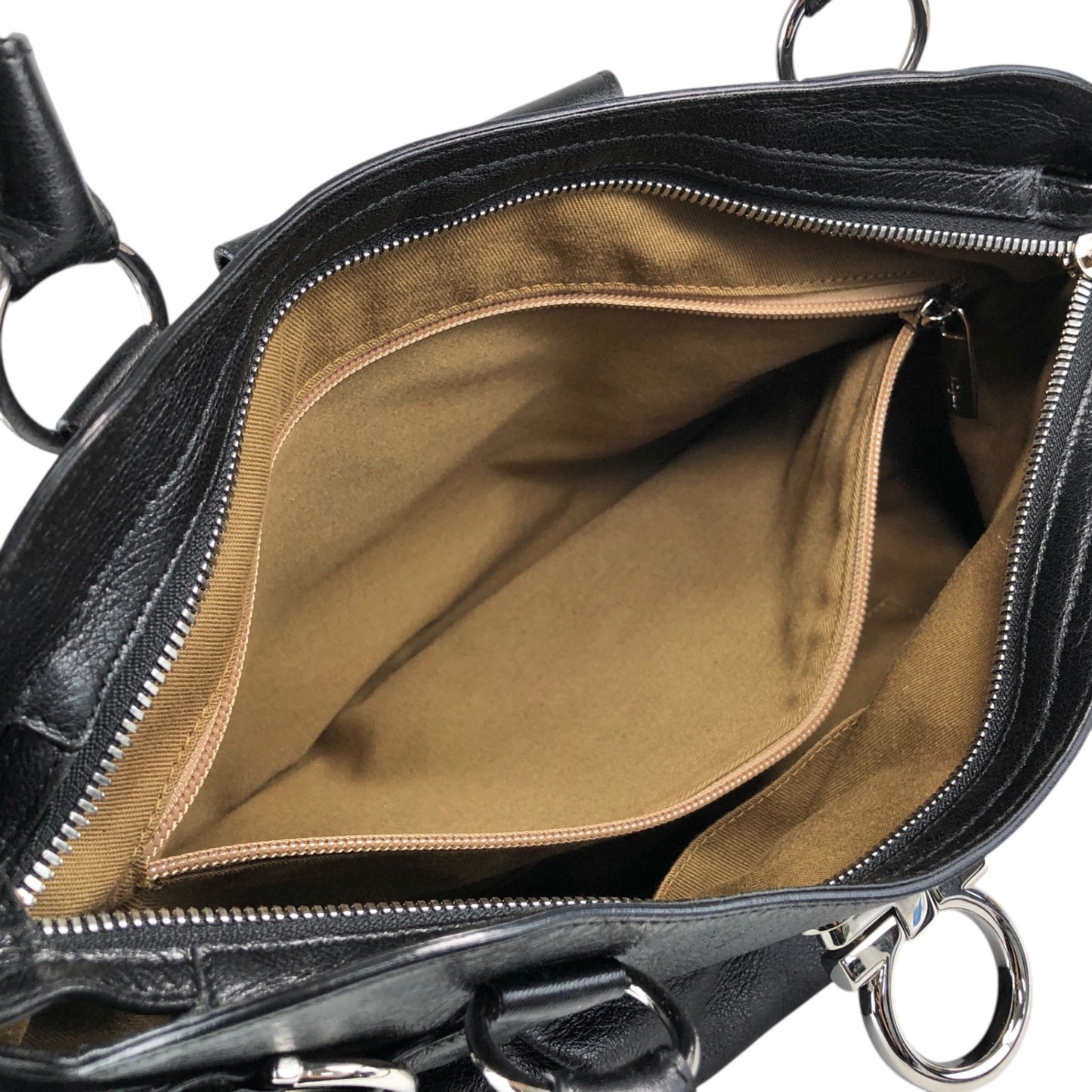 Salvatore Ferragamo Gancini Handbag Black Vintage 5aexwa