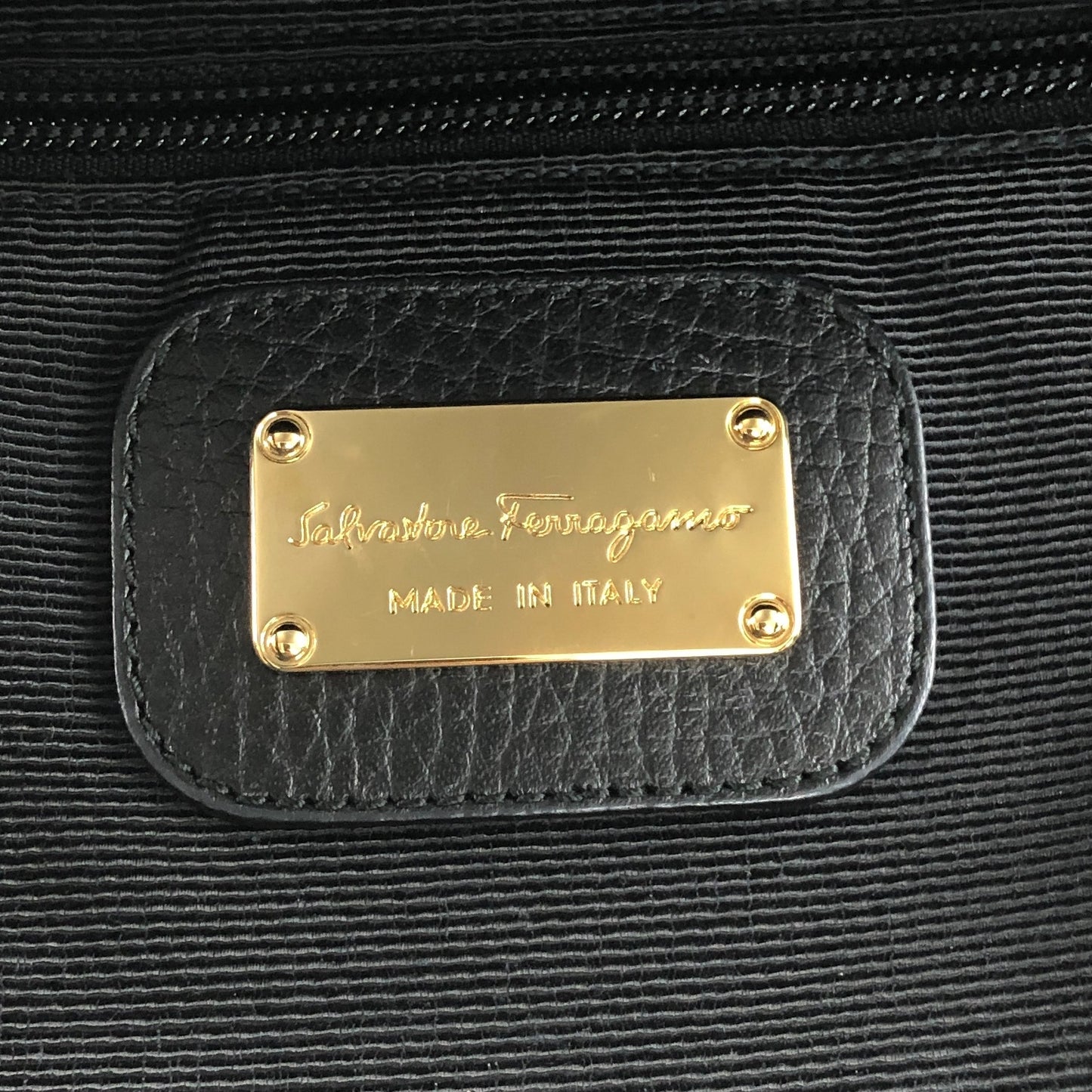 Salvatore Ferragamo Gancini Handbag Totebag Black Vintage f8zxch