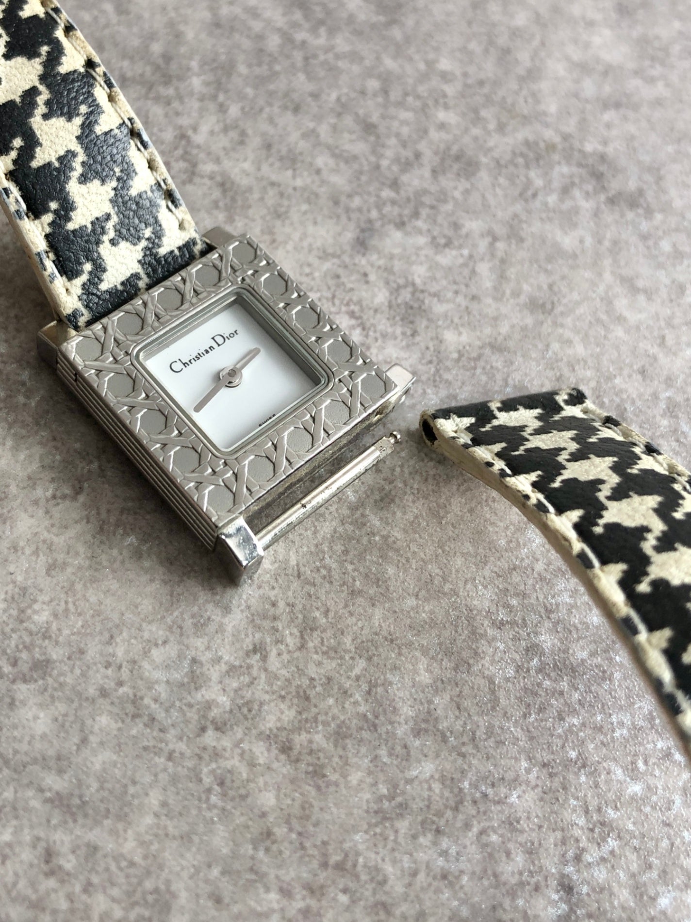 Christian Dior Cannage Quartz Watch Black×White Vintage jw4b2h