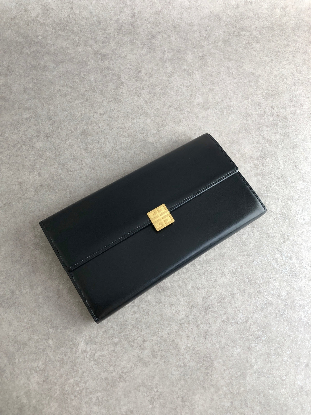 GIVENCHY Logo Long Wallet Black Vintage a34me5