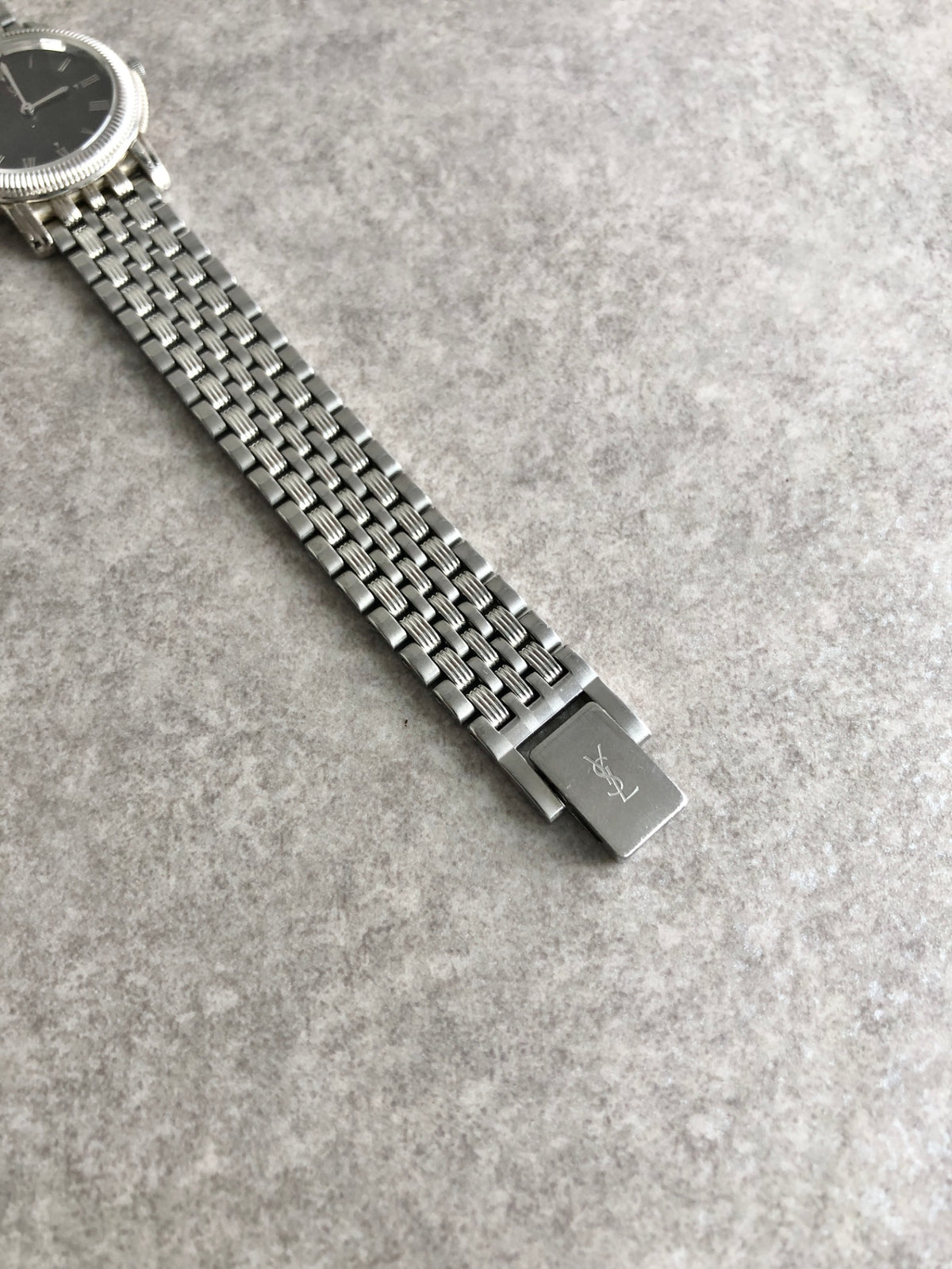 Yves Saint Laurent YSL Logo Quartz Watch Silver5421-F46452 Vintage  j63jak