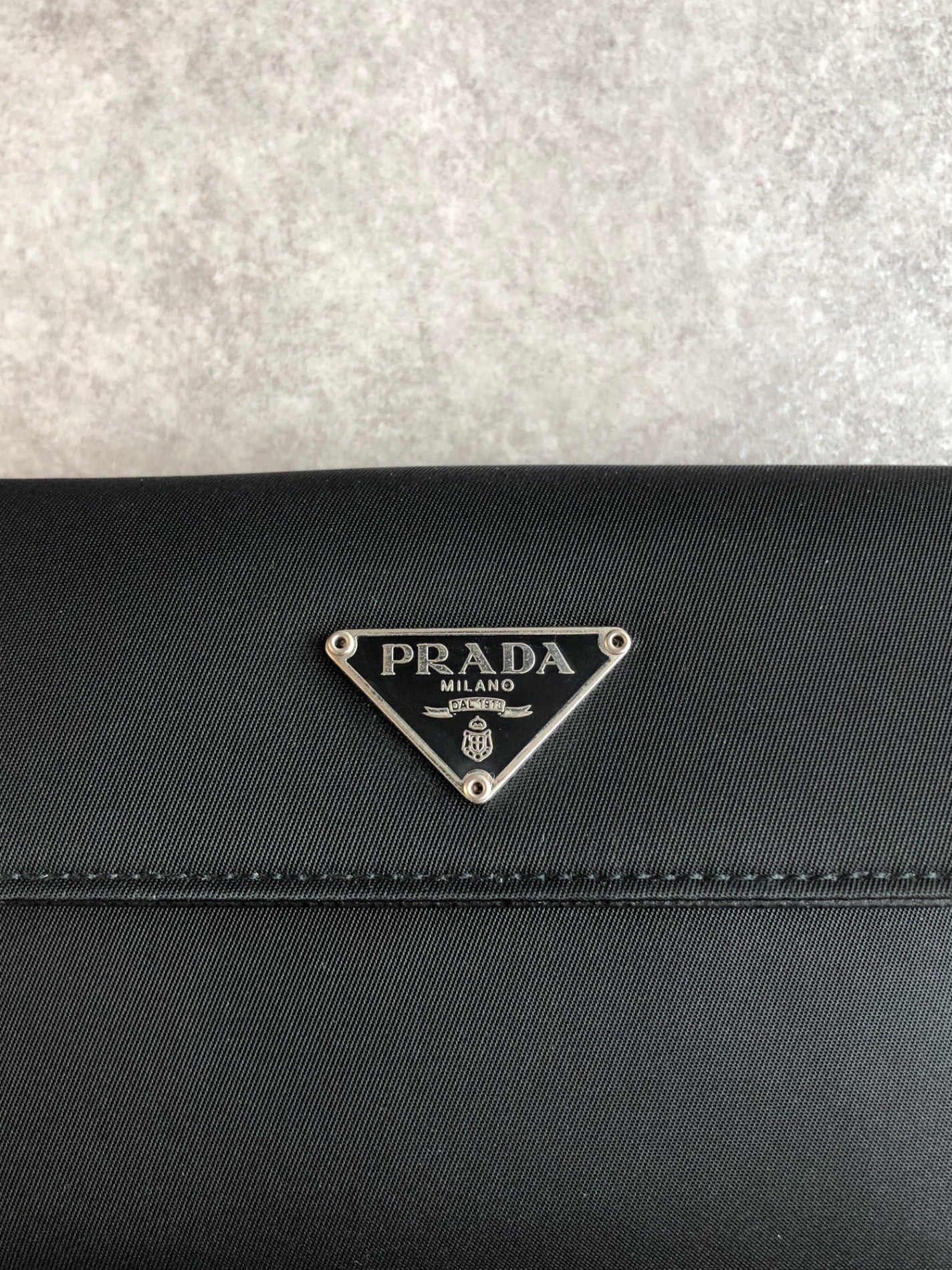 PRADA Tessuto Triangle Logo Trifold Wallet Black Vintage 6bx7gk