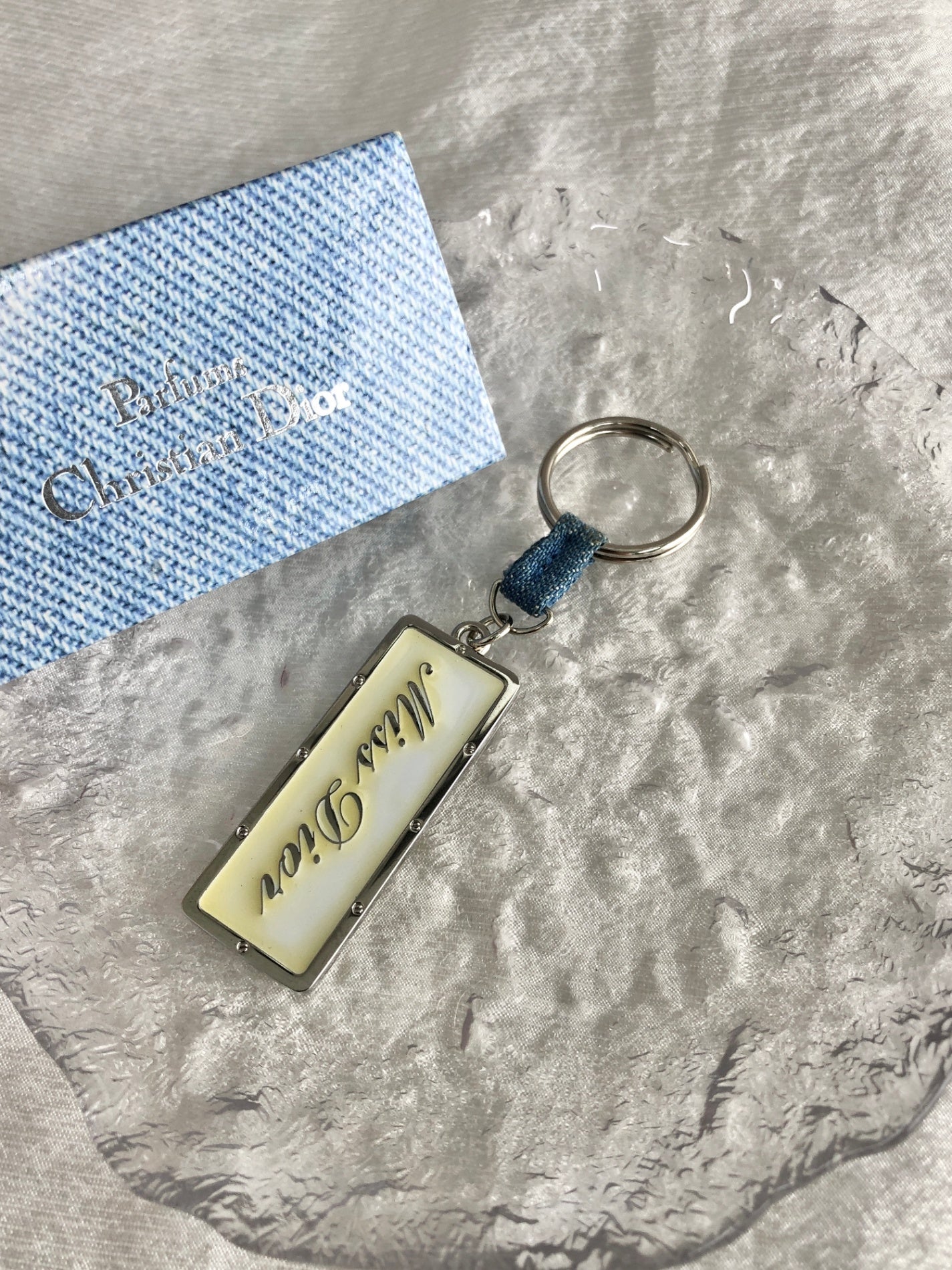 Christian Dior Logo Charm Beige MISS Dior Vintage c3xifw