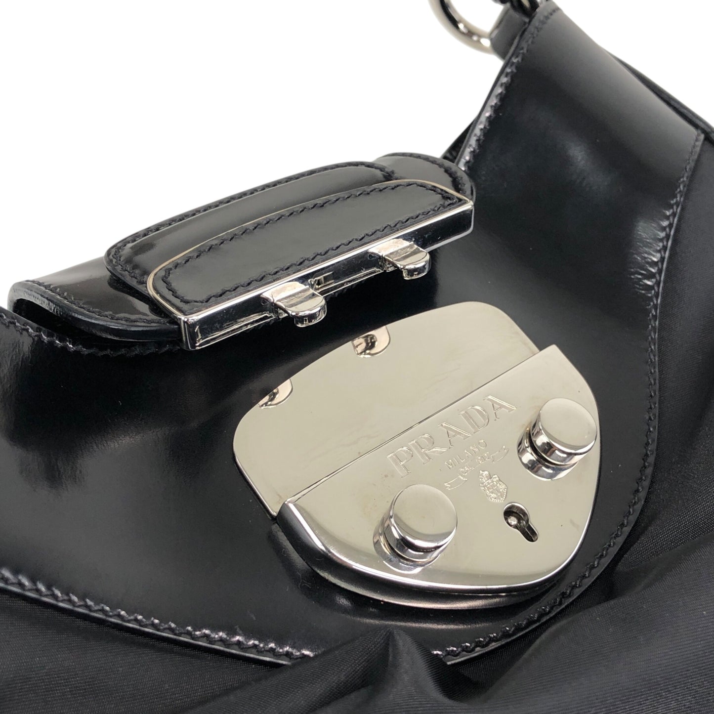 PRADA Logo Front Lock Shoulder bag Black Vintage jh2gpw
