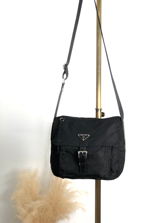 PRADA Tessuto Triangle Logo Front Buckle Shoulder bag Black Vintage g8uwx8