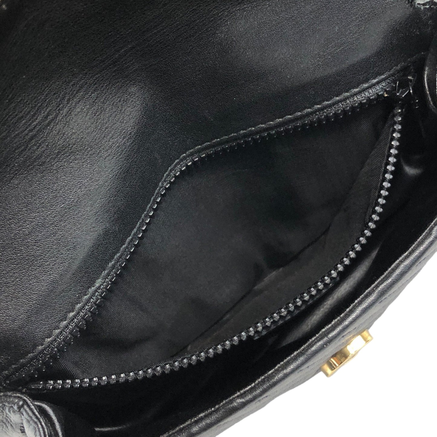 CELINE Triomphe Chain Shoulder bag Black Vintage pt5aps