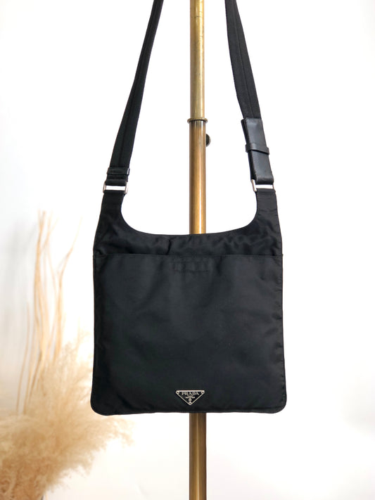 PRADA Tessuto Triangle Logo Shoulder bag Black Vintage 3vh55r