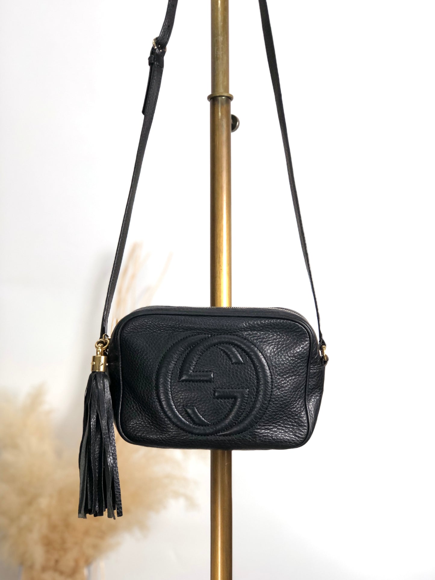 GUCCI Interlocking Tassel Crossbody Shoulder bag Black Vintage svpa7z