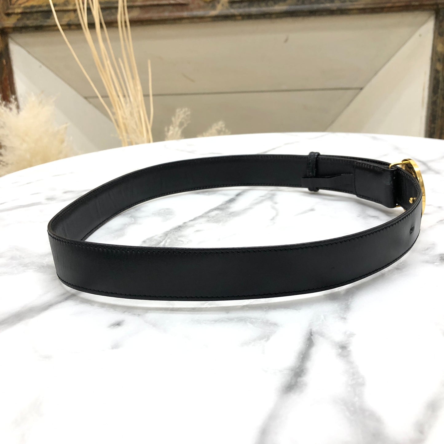 GUCCI Crest Leather Belt Black Vintage 68evbe