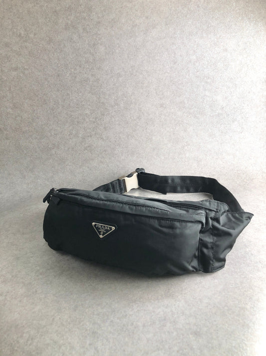 PRADA Tessuto Triangle Logo Sling bag Black Vintage zrmm8e
