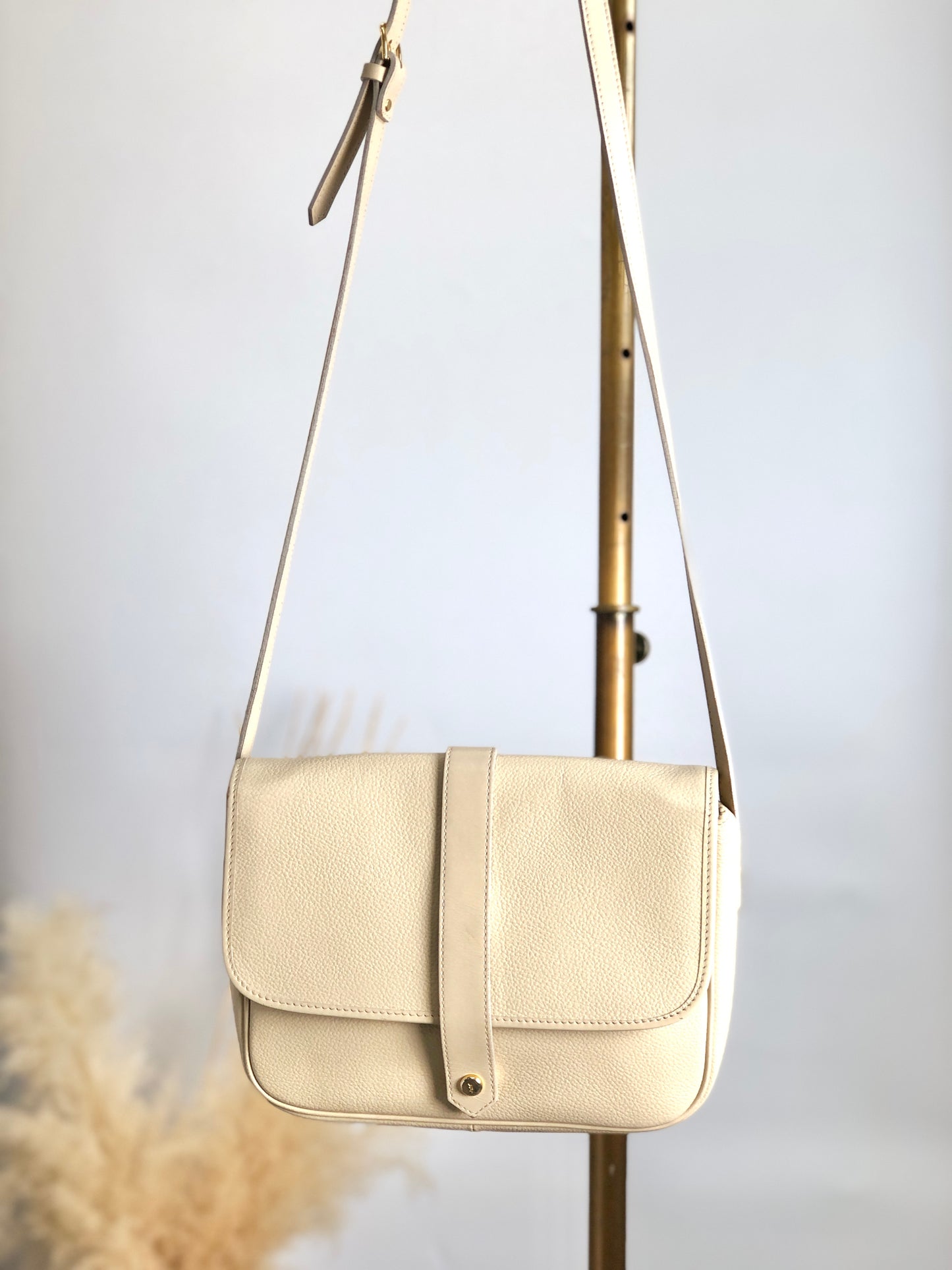Yves Saint Laurent Shoulder bag Beige Vintage 27fnf2