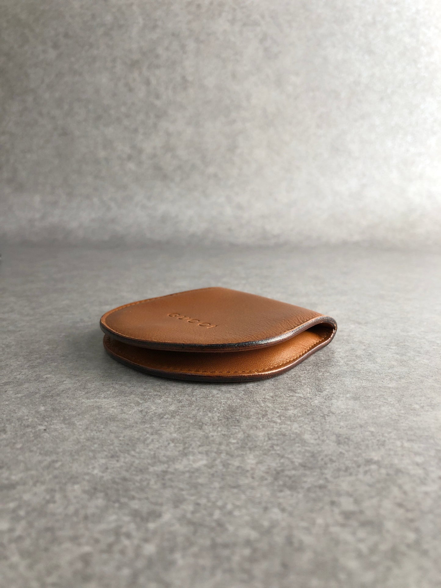 GUCCI Logo Embossed Coin Purse Brown Vintage 86ajph