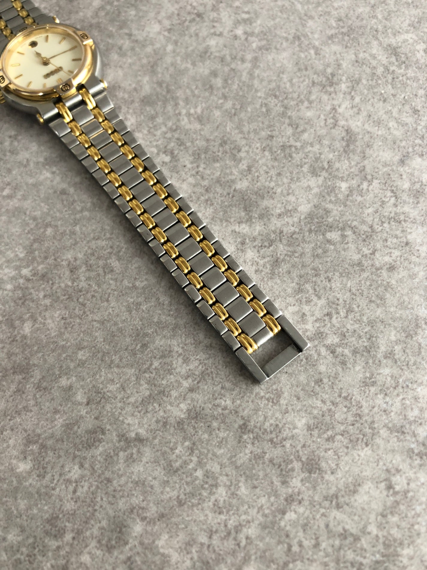 GUCCI Quartz Watch Silver×Gold 9000L Vintage 5tjs4e