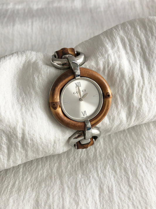 GUCCI Bamboo Logo Quartz Watch Silver132.4  Vintage 6bk2ey