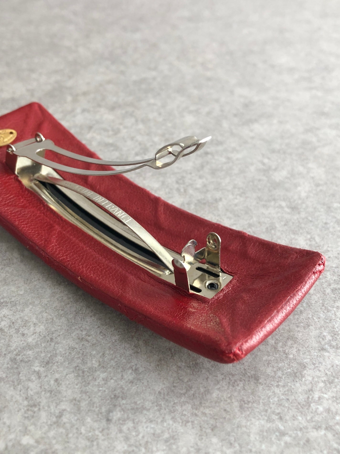 CHANEL Barrette Red Vintage cixz7n