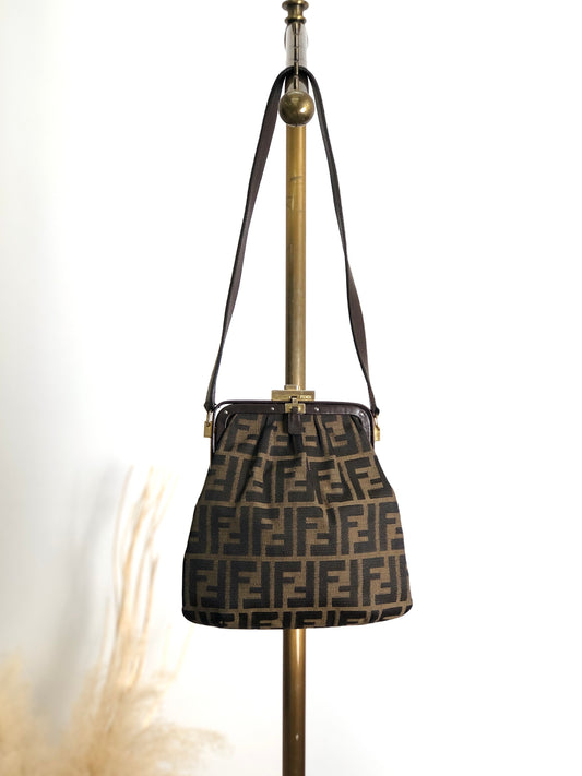 FENDI Zucca Metal Clasp Shoulder bag Brown Vintage kkfpvd