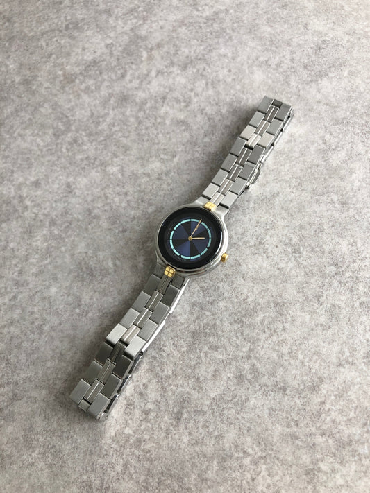 Yves Saint Laurent YSL Logo Quartz Watch Silver×Blue 5421-H13855 Vintage csc6hf