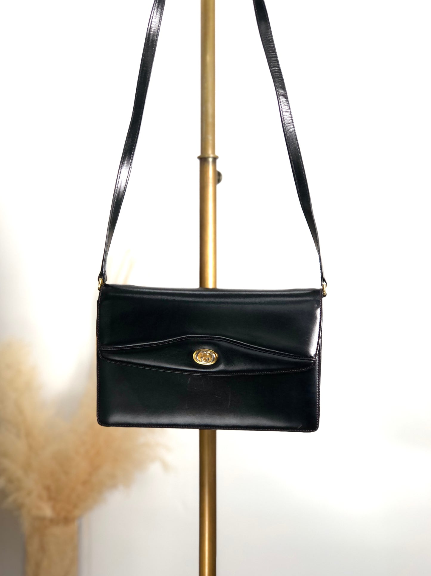 GUCCI GG Logo Shoulder bag Black Vintage ha84zp