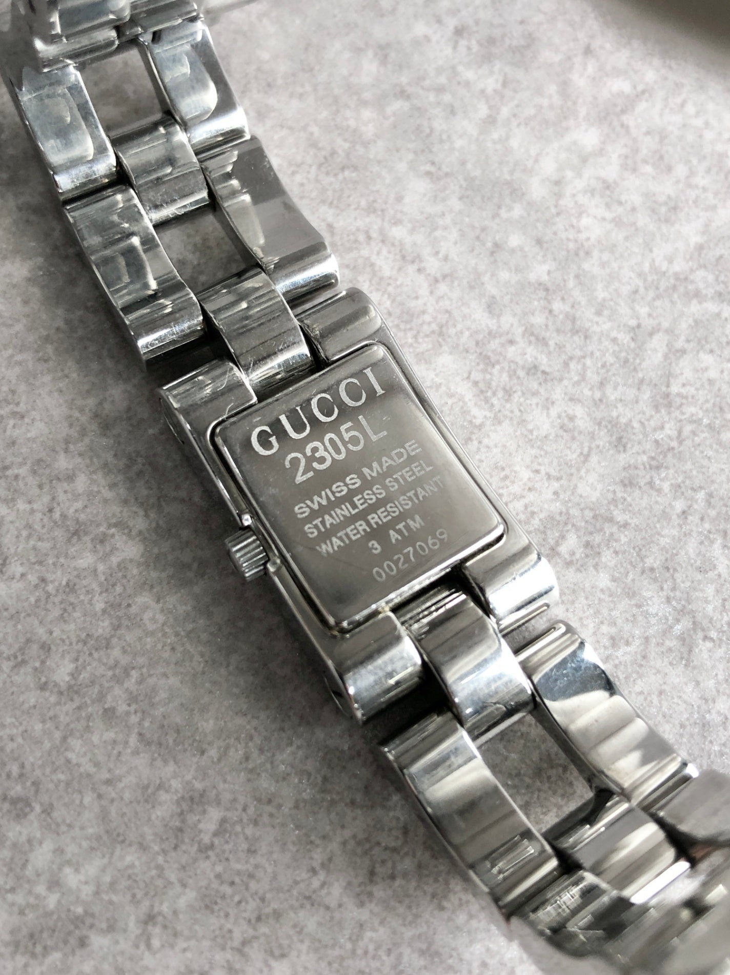 GUCCI Logo Quartz Watch Silver 2305L Vintage njz8b5
