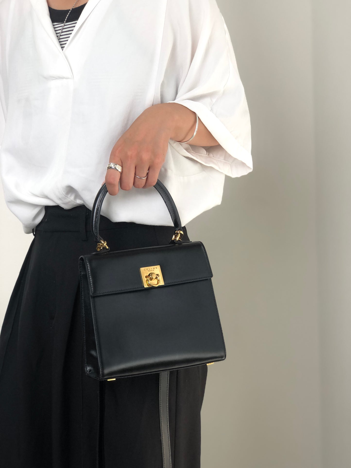 CELINE Gancini Chain Two-way Handbag Shoulder bag Black Vintage ydzyn7