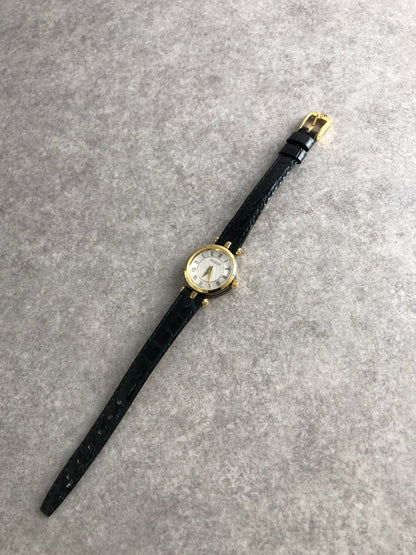 GUCCI Logo Quartz Watch Gold×Black 2040L Vintage 4eerzi