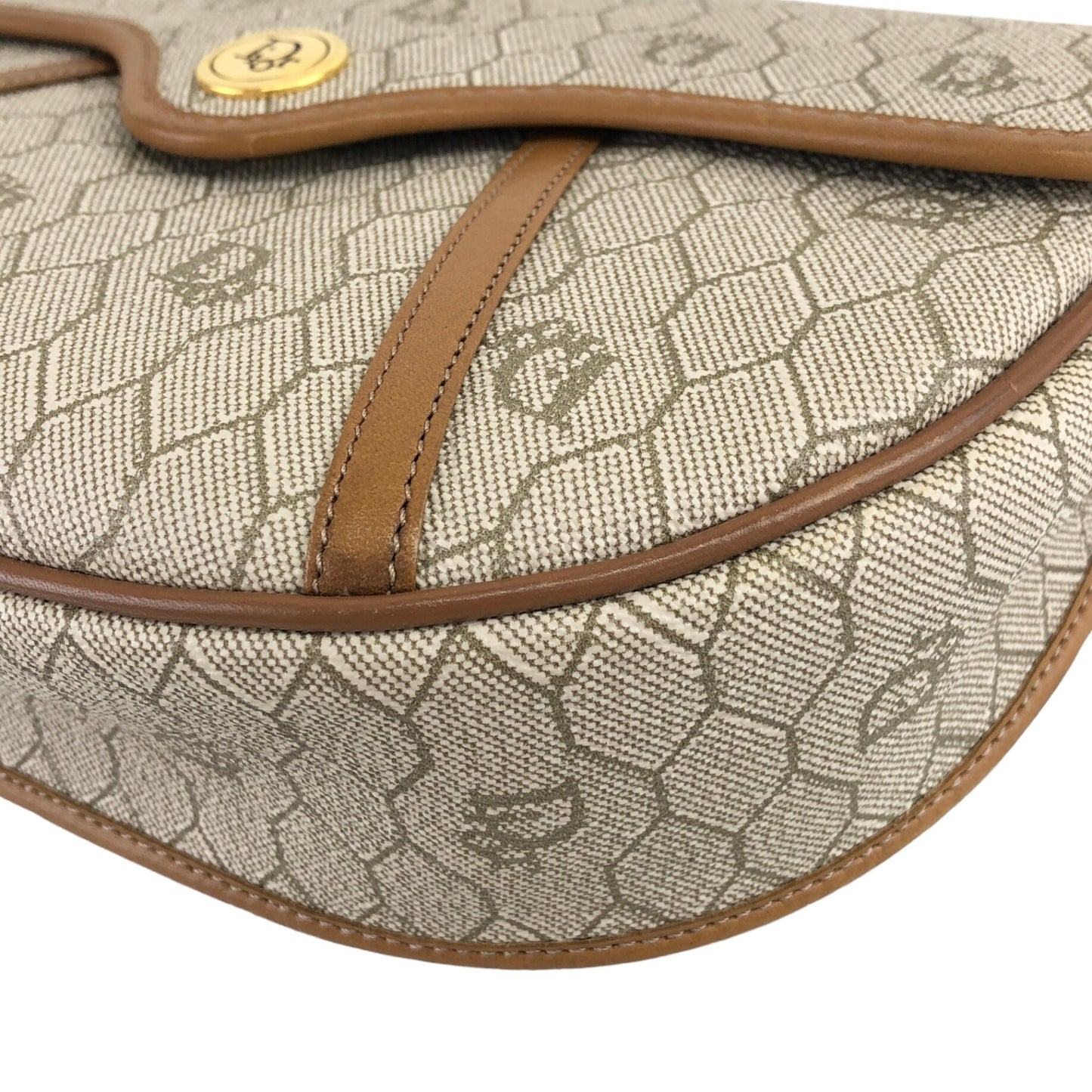 Christian Dior  Honeycomb Pattern Shoulder bag Beige Vintage hsyfun