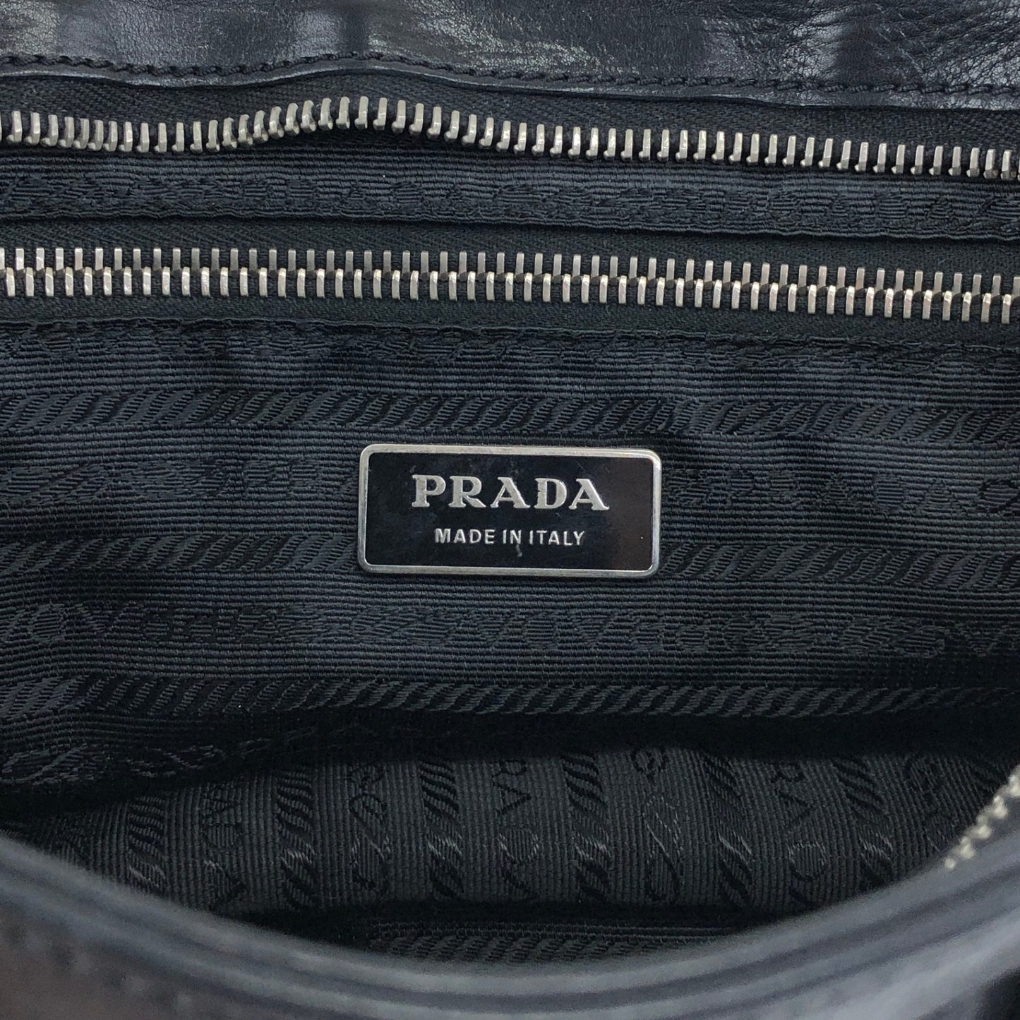 PRADA Triangle Logo Double Pocket Shoulder bag Black Vintage 5hm2yf