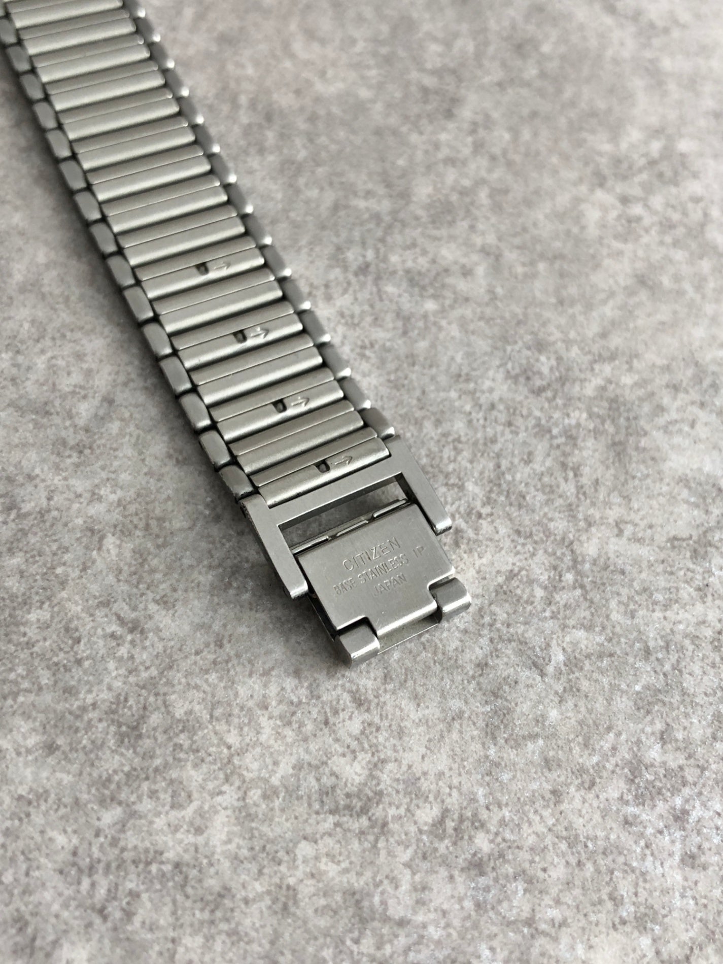 Yves Saint Laurent YSL Logo Watch Silver 4620-E62275 YO Vintage bufvtw