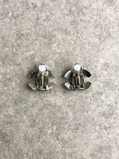 CHANEL Coco Mark Earrings Silver Vintage 68nrwn