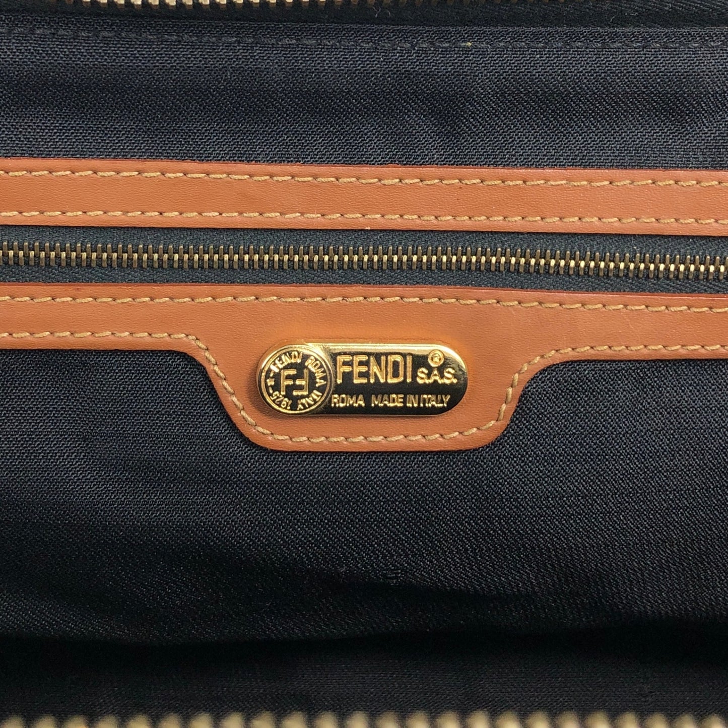 FENDI Pecan Logo Two-way Handbag Shoulder bag Brown Vintage sudkyw