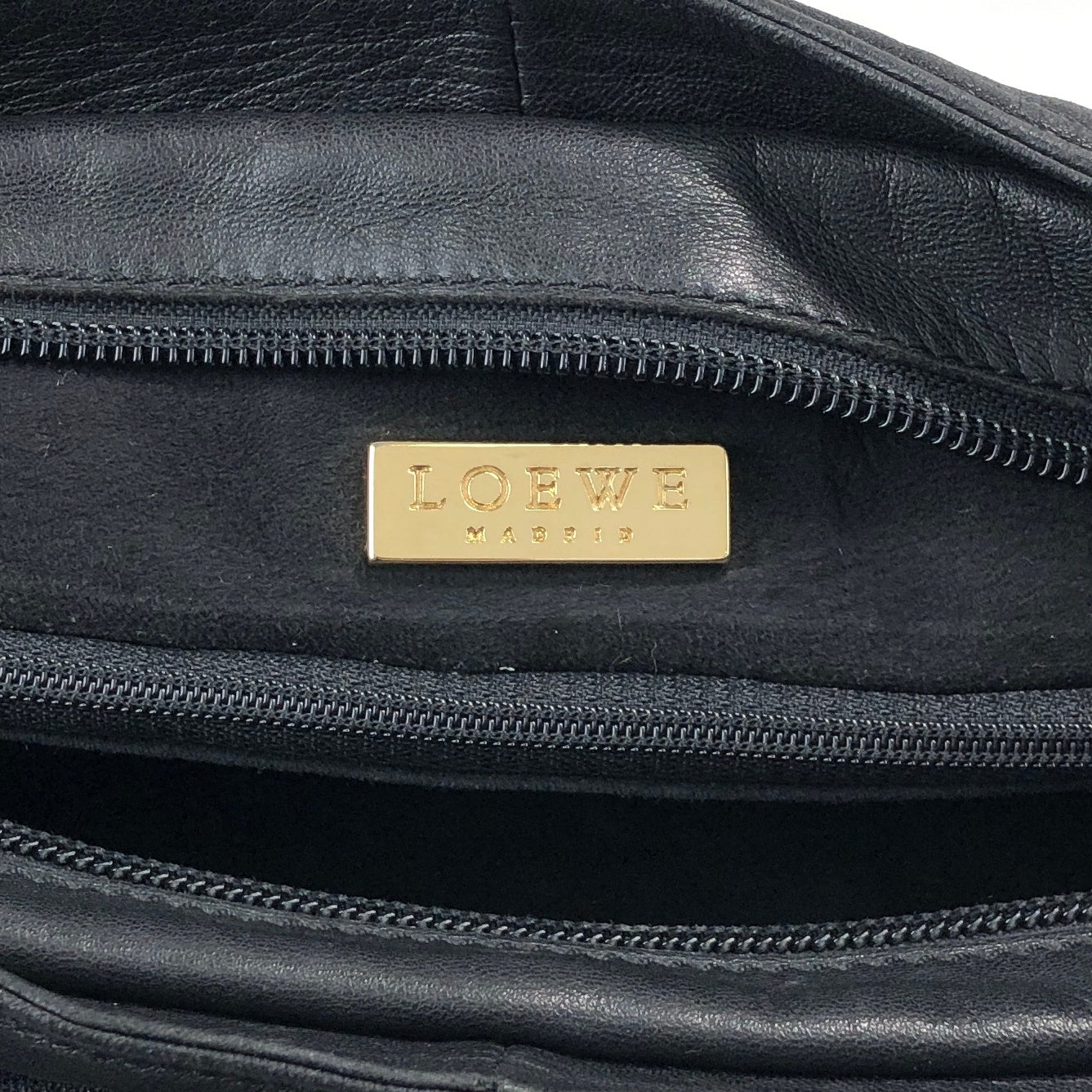 LOEWE Logo Shoulder bag Hobobag Black Vintage nj2ii2