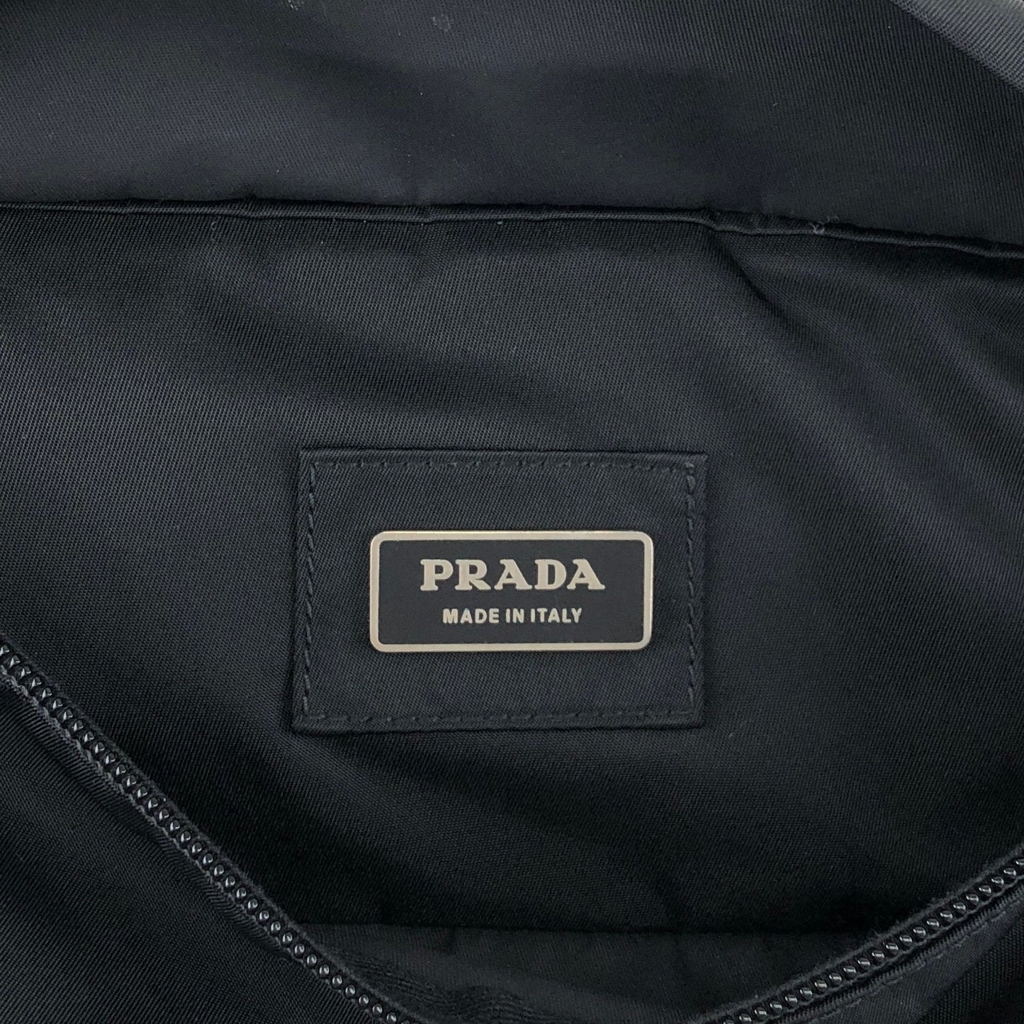 PRADA Tessuto Triangle Logo Sling bag Black Vintage zrmm8e