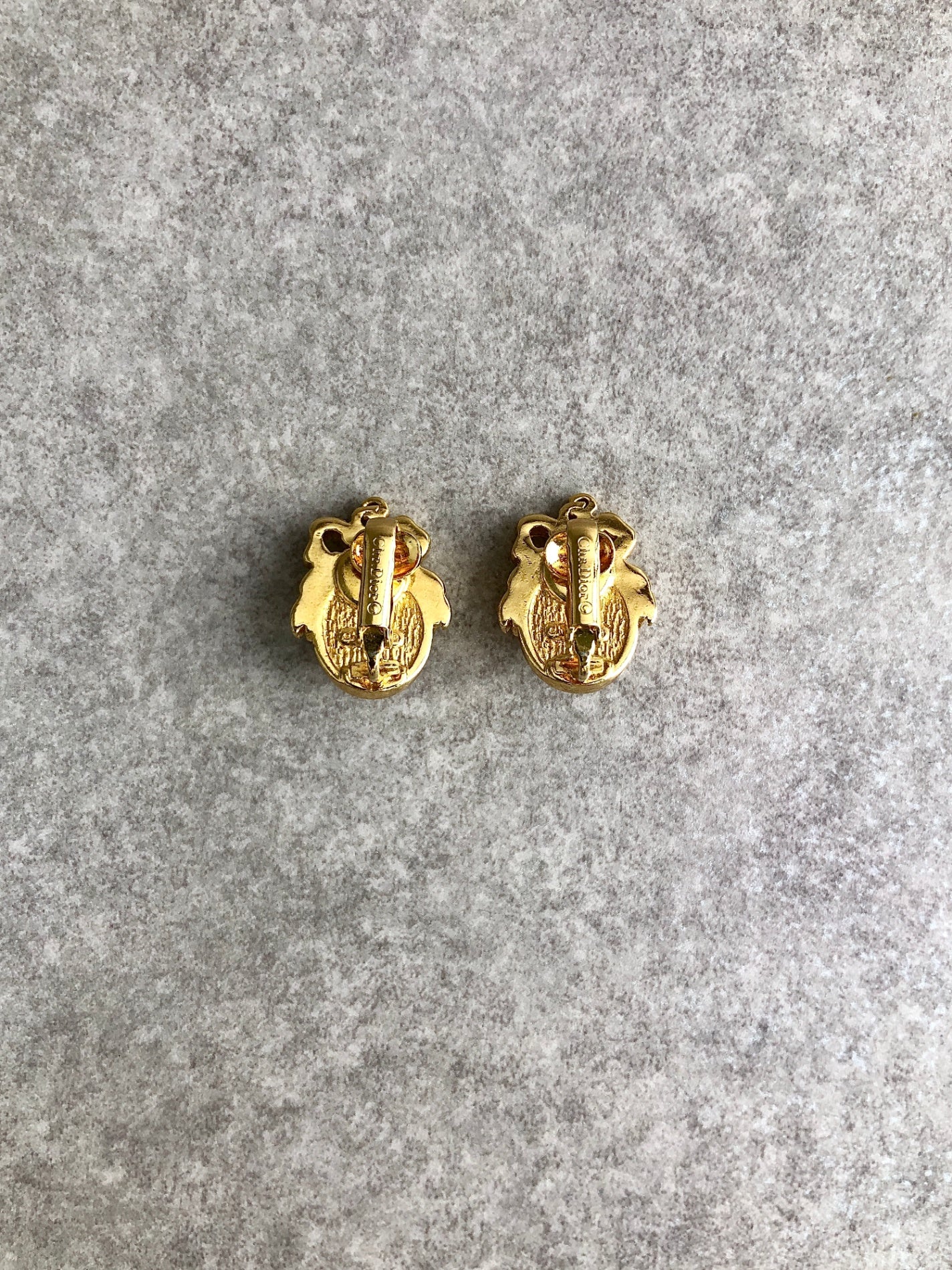 Christian Dior Ribbon Motif Earrings Gold Vintage jjdksh