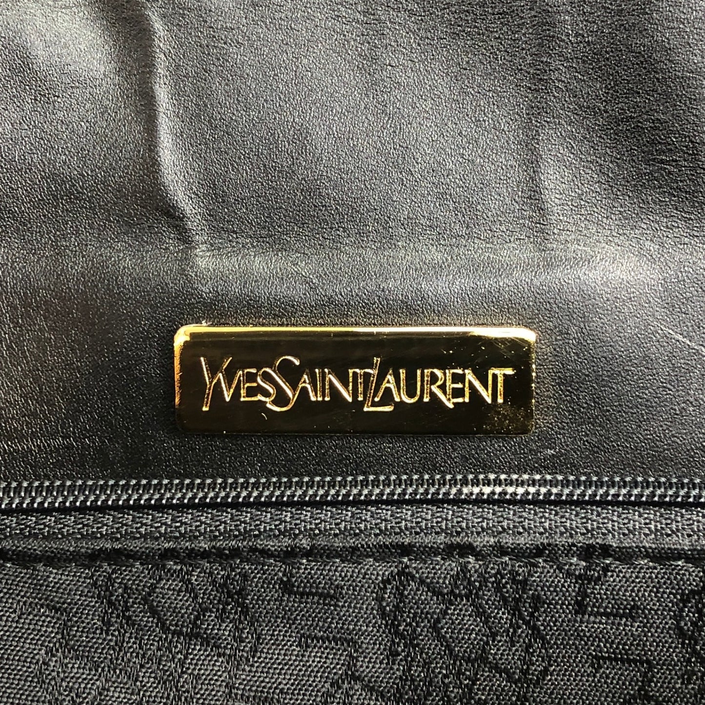 Yves Saint Laurent YSL Logo Shoulder bag Black Vintage jsxi6p