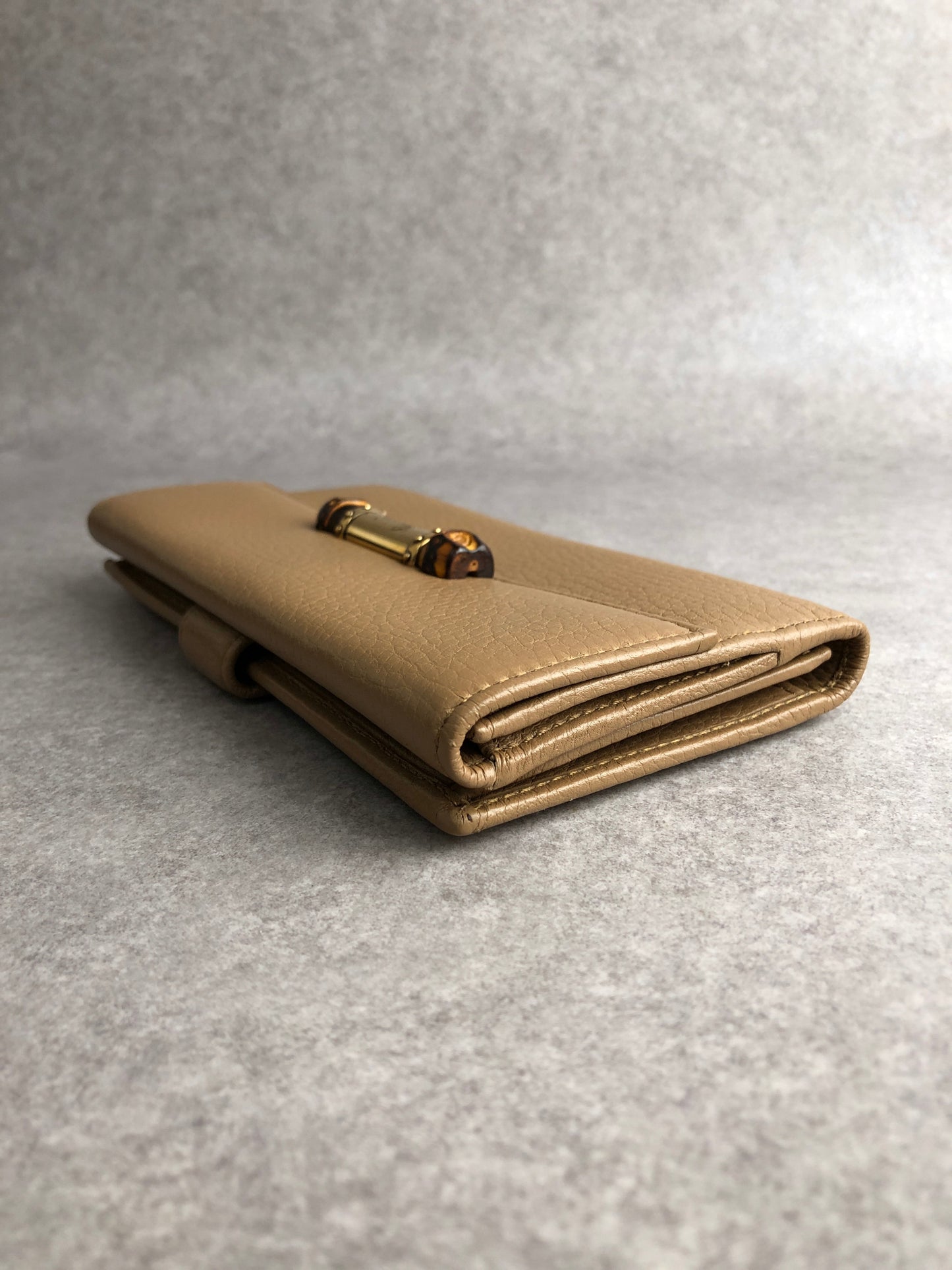 GUCCI Bamboo Long Wallet Beige Vintage kj6mc3