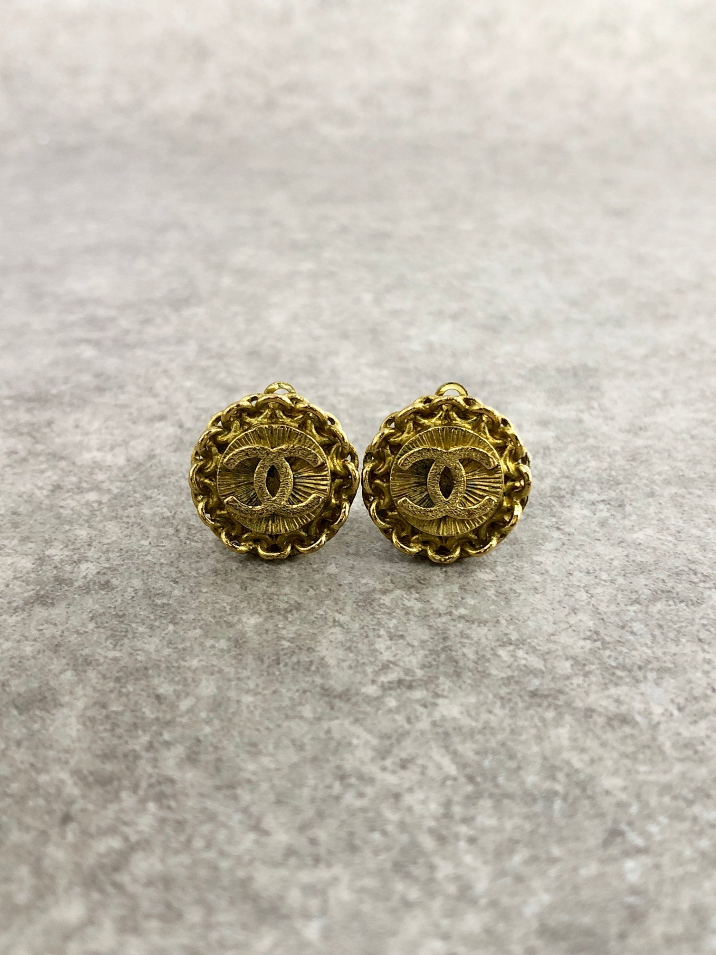 CHANEL Coco Mark Earrings Gold Vintage vbp2ux