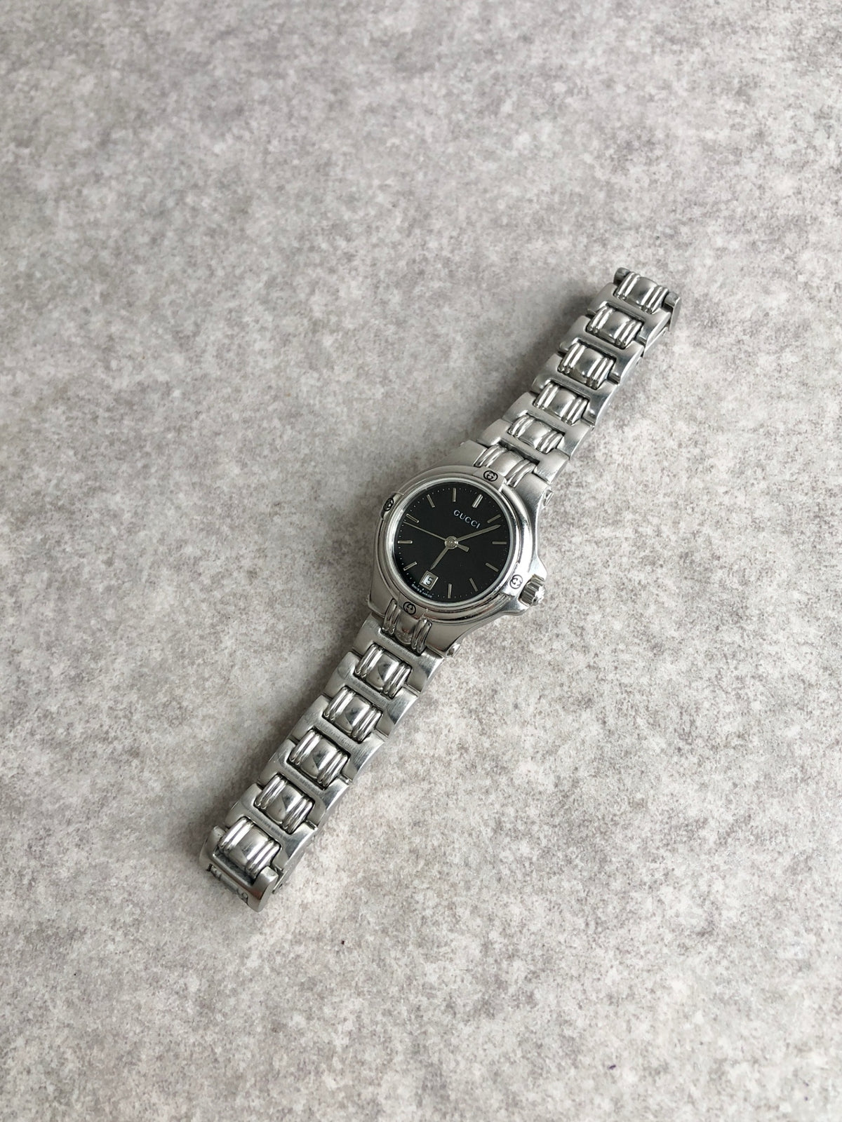 GUCCI Logo Quartz Watch Silver 9040L Vintage hmjs4w