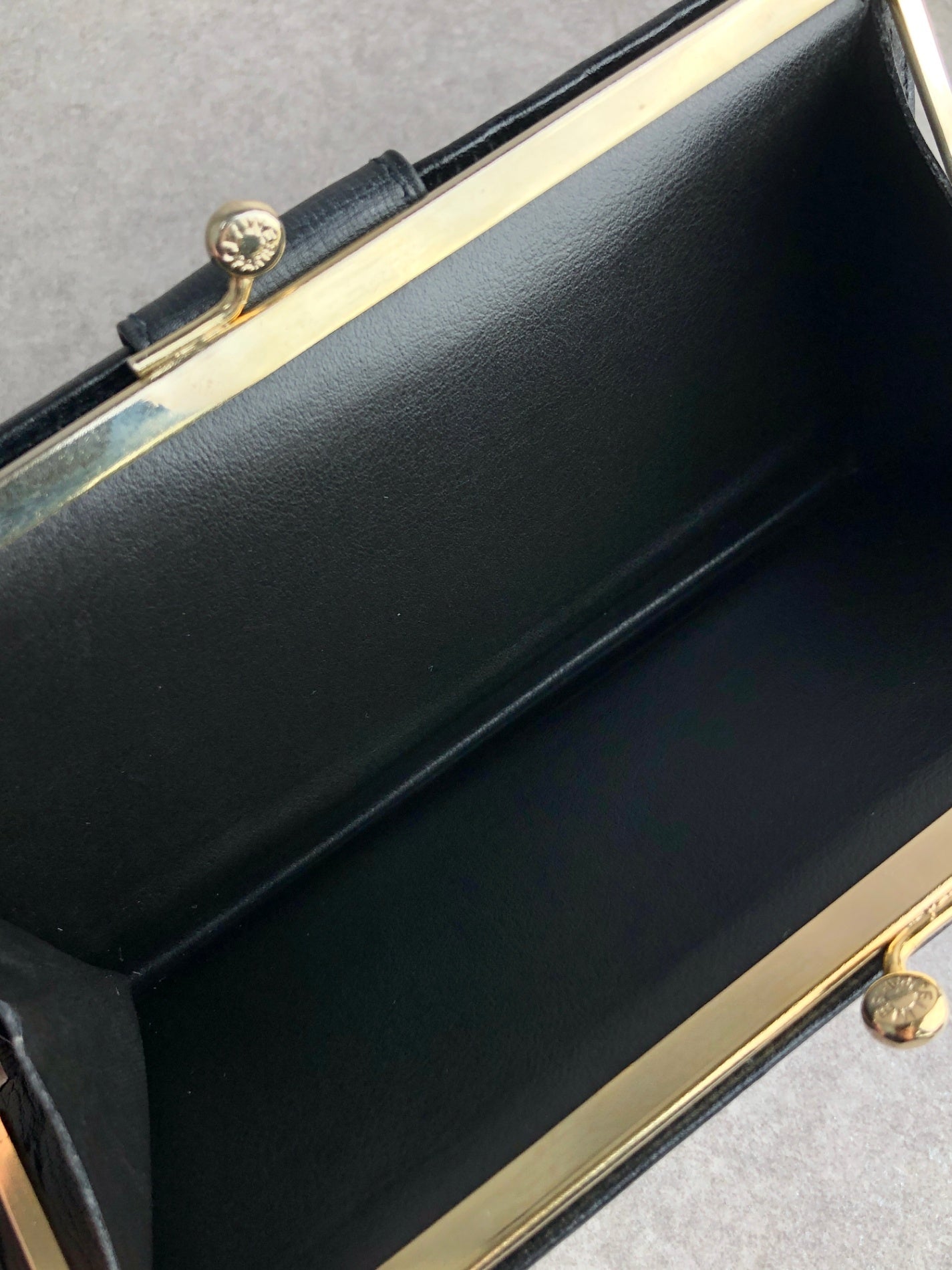 CELINE Circle Long Wallet Black Vintage eb8j2d