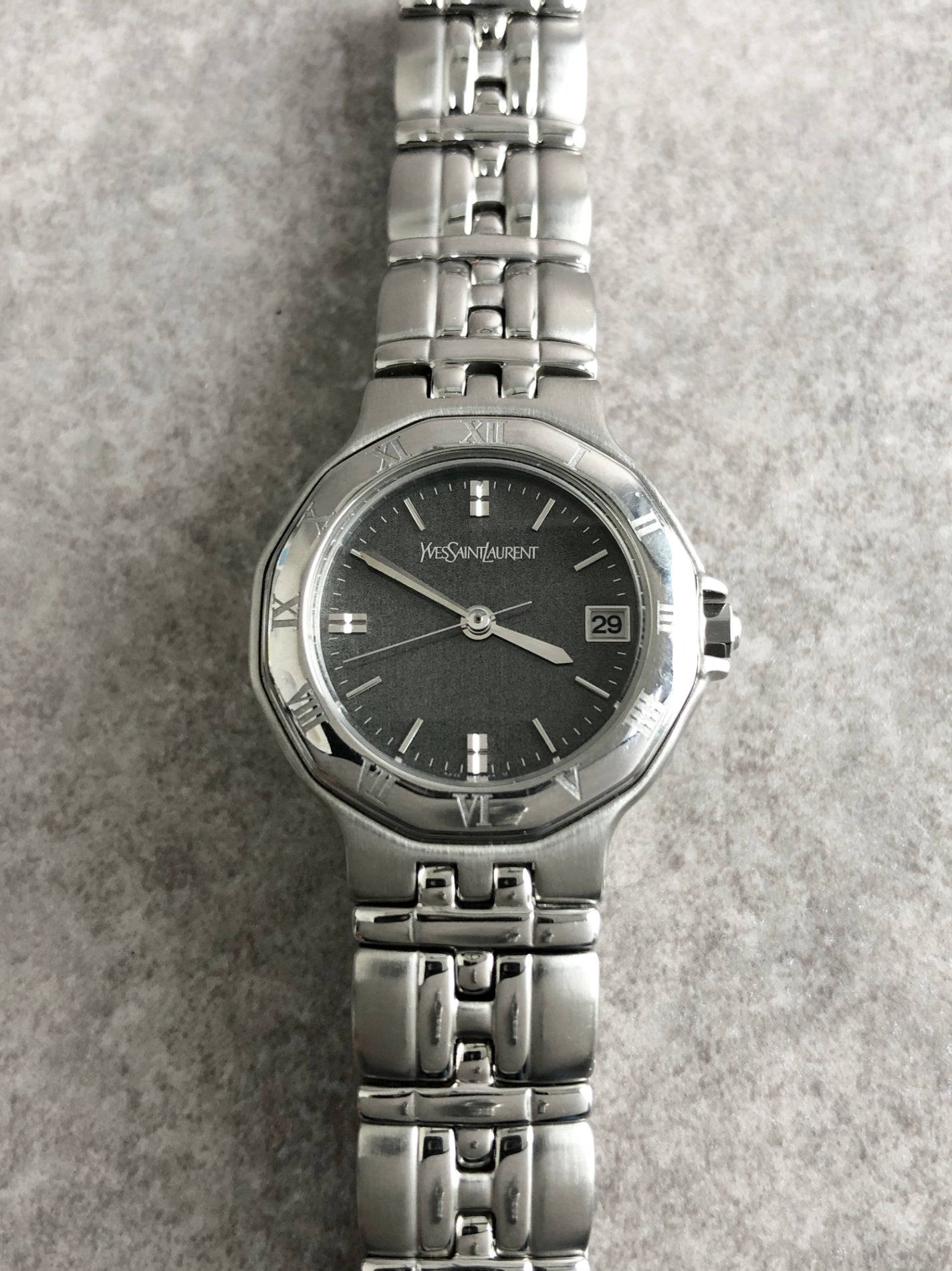 Yves Saint Laurent Logo Quartz Watch Silver×Black 9616-H18636 Vintage gzdk85