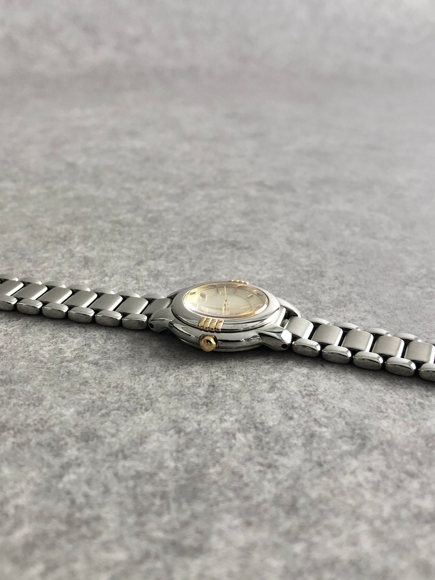 Yves Saint Laurent YSL Logo Watch Silver 5930-F91474 TA Vintage wdberd