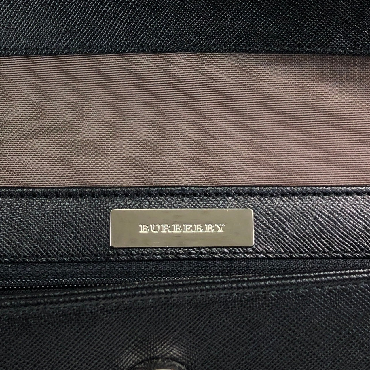 BURBERRY Logo Shoulder bag Black Vintage h4dw5e