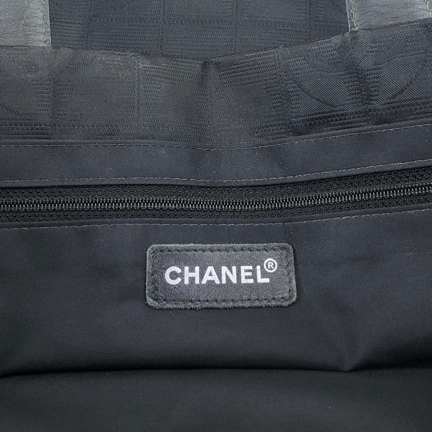 CHANEL New Travel Line Totebag Black Vintage wd2eic